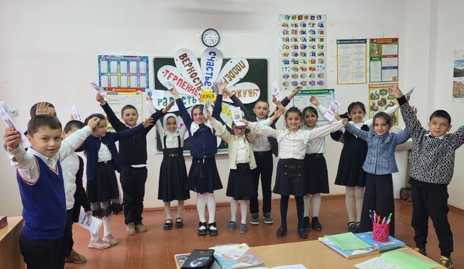 В рамках мероприятий приуроченных к Году Семьи, соцработники Дахадаевского района провели познавательное мероприятие для своих подопечных